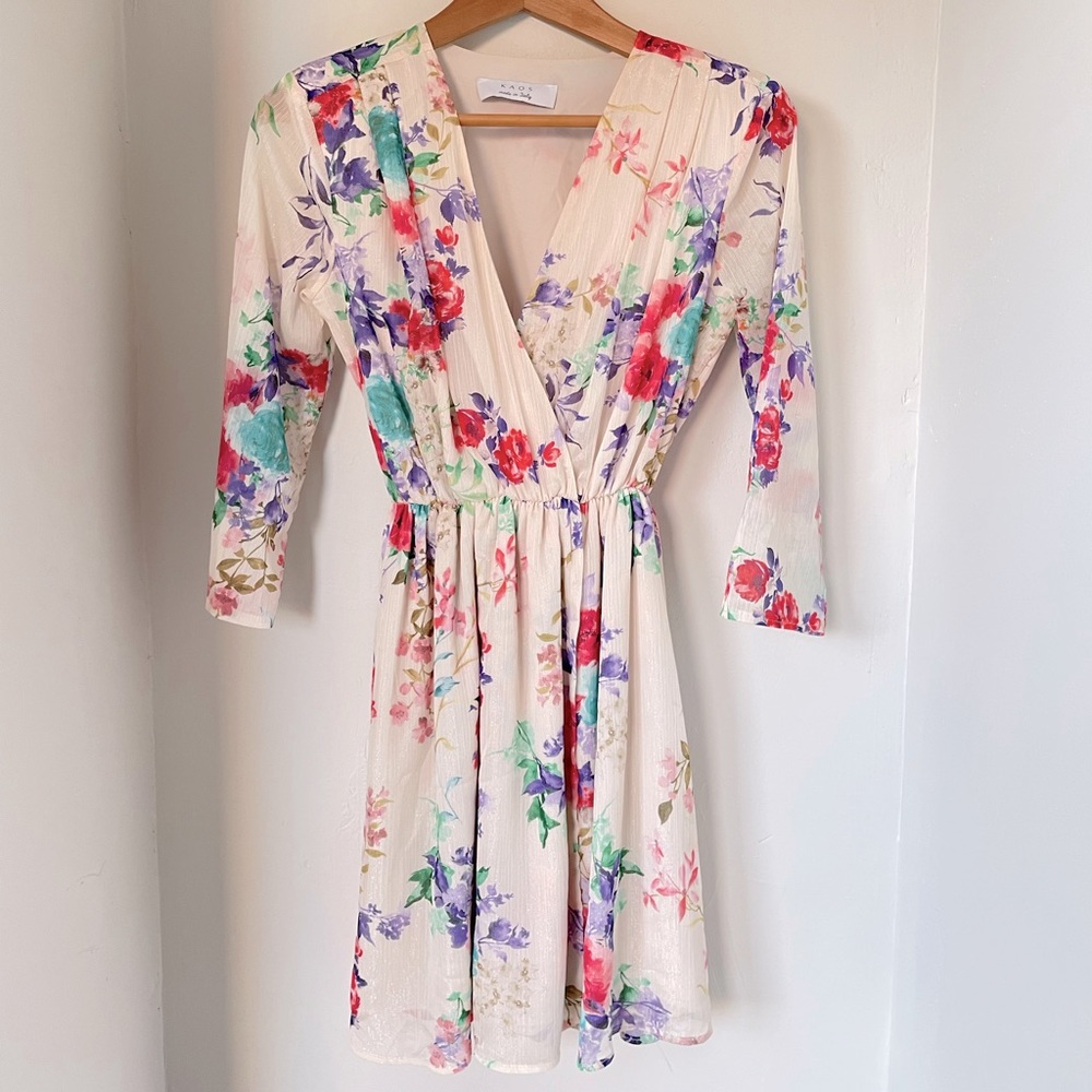 Kaos floral top, size XS-S